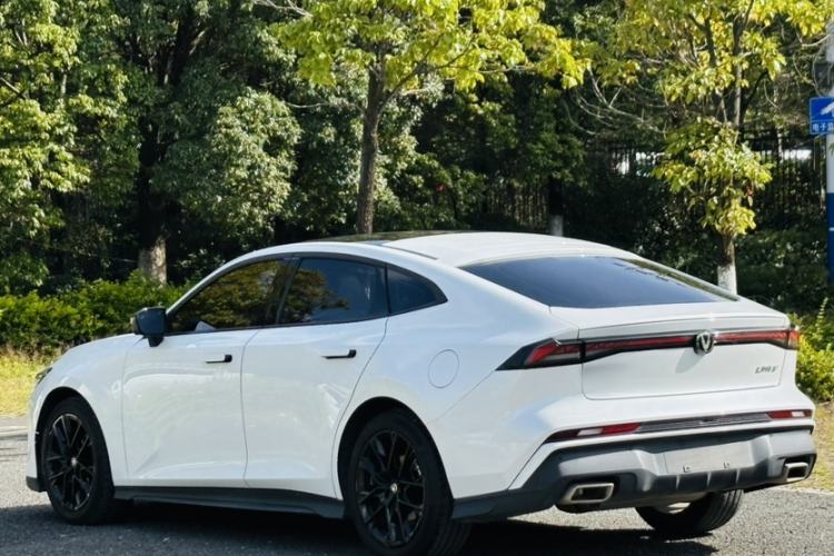 Used Changan UNI-V 2024 1.5T Prestige Edition