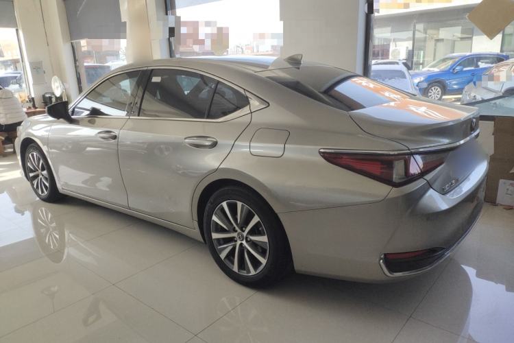 Used Lexus ES 2020 200 Excellence Edition