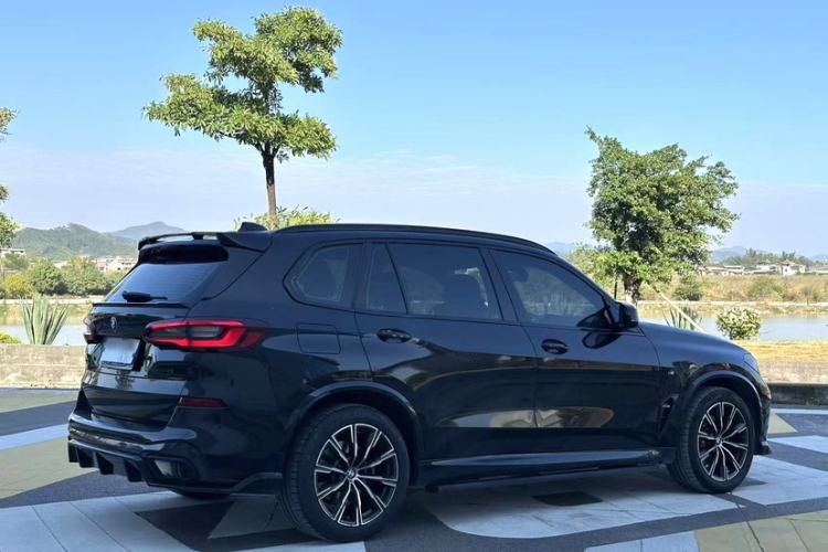 Used BMW X5 2022 Restyled xDrive 30Li Luxury Version M Sport Package