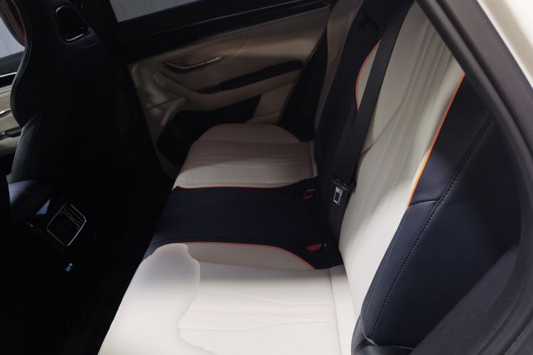 Used BYD Song PLUS New Energy 2023 Champion Edition DM-i 110KM Flagship Model
