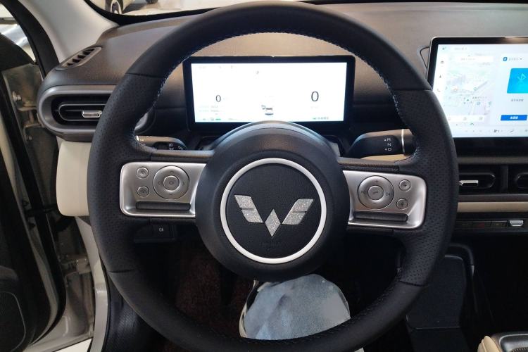 Used Wuling Bingo PLUS 2024 401 km Range 5-Seater Version
