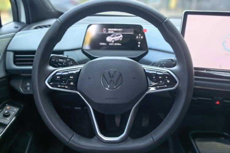 Used Volkswagen ID.4 X 2025 Smart Edition Outstanding Model