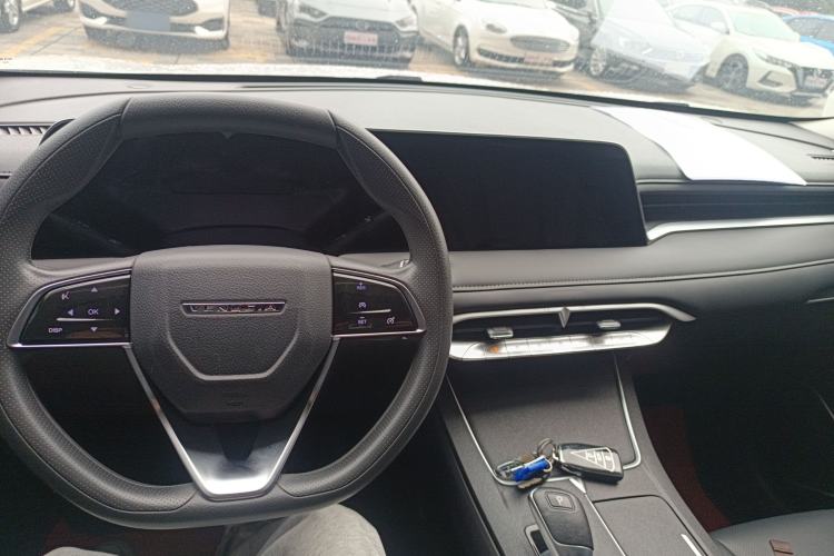 Used Venucia V 2021 260T Idol Edition