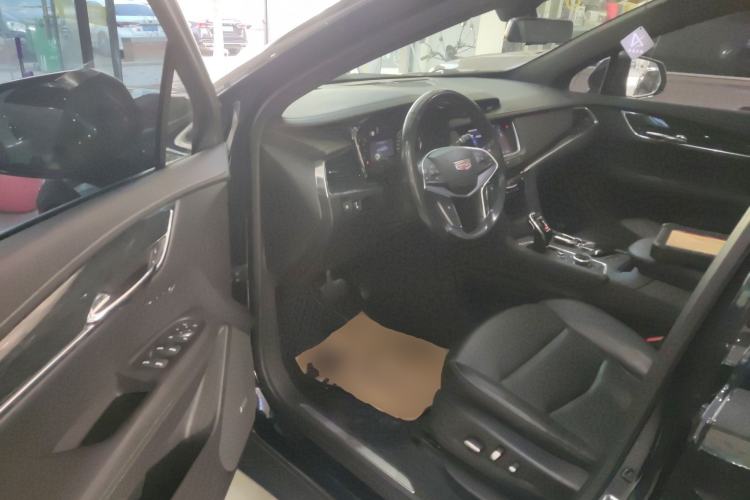 Used Cadillac XT5 2020 28T Luxury Version
