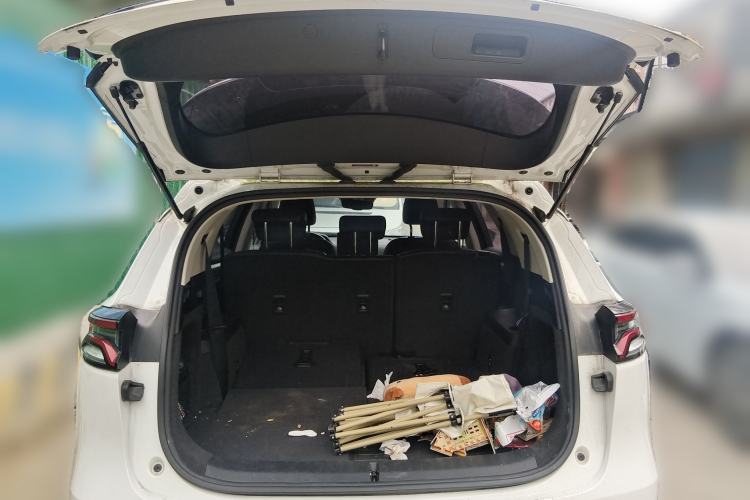 Used BYD Tang 2018 2.0T Automatic SmartConnect Luxury 7-Seater China V Emission Standard