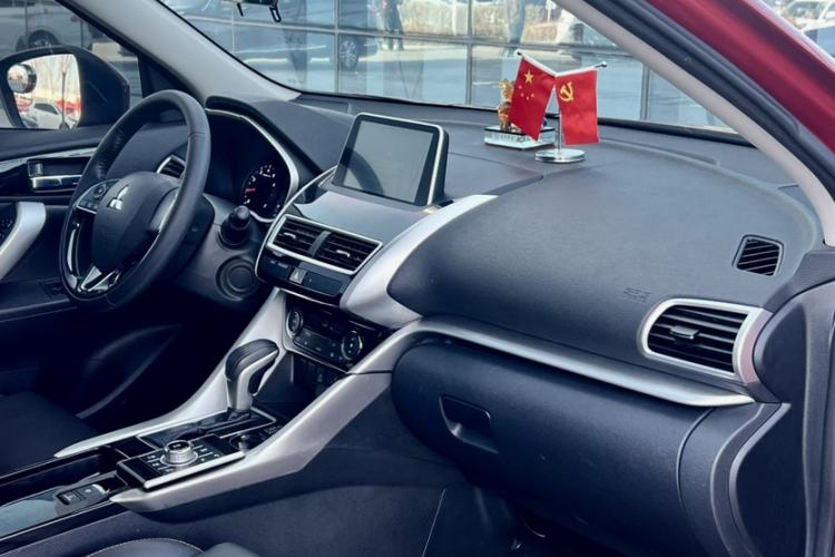 Used Mitsubishi Eclipse Cross 2018 1.5T CVT Two-Wheel Drive Dream Edition
