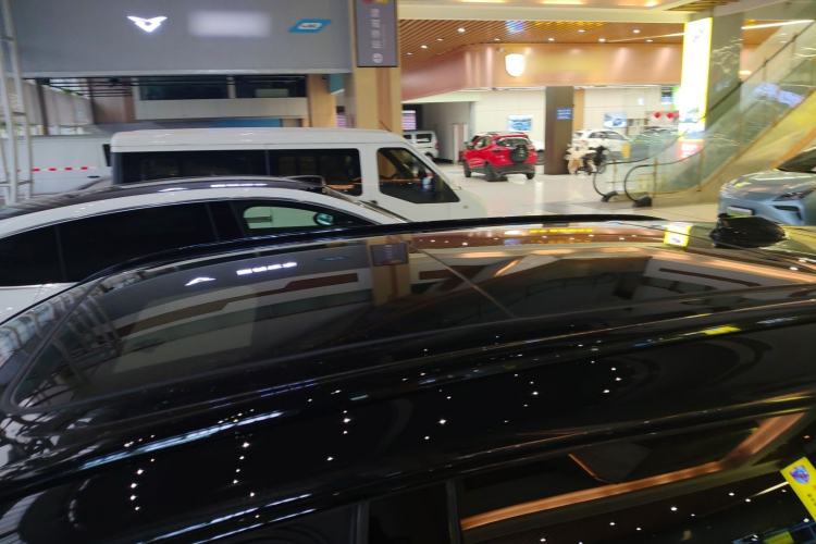 Used Lynk & Co 08 EM-P 2025 245km Ultra-Long Range Halo