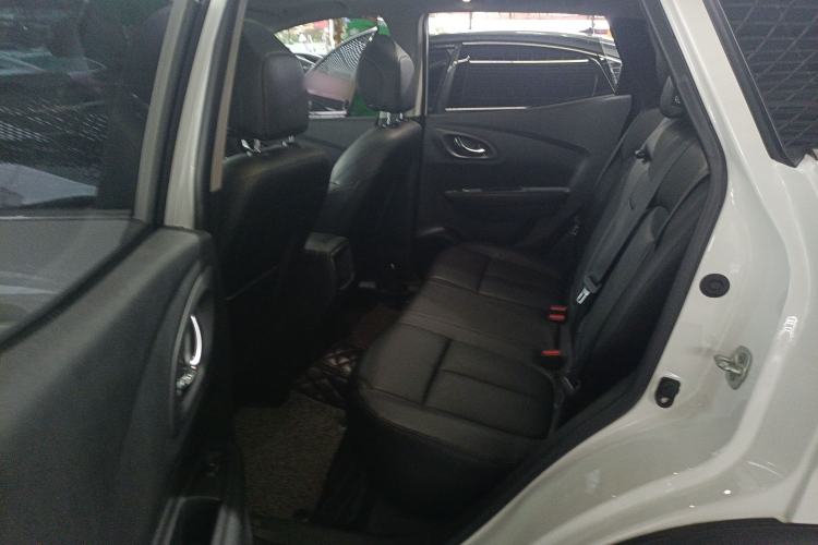 Used Renault Kadjar 2017 2.0L Two-Wheel-Drive Leading Edition