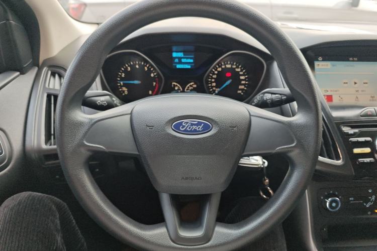 Used Ford Focus 2017 Hatchback 1.6L Automatic Comfort Plus SmartDrive Edition
