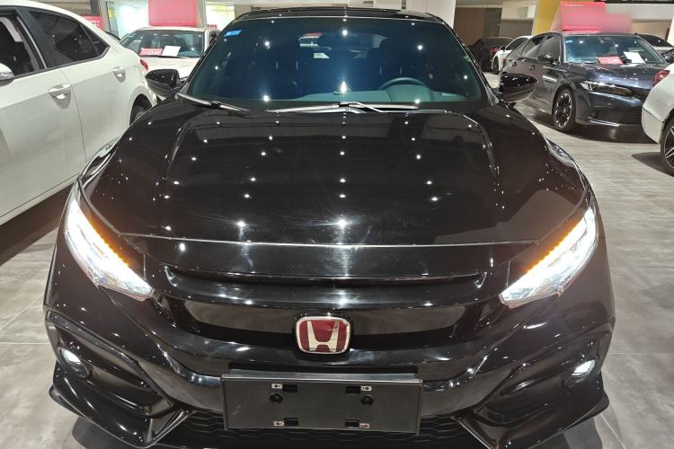 Used Honda Civic 2021 HATCHBACK 220TURBO CVT Trendy Cool Edition
