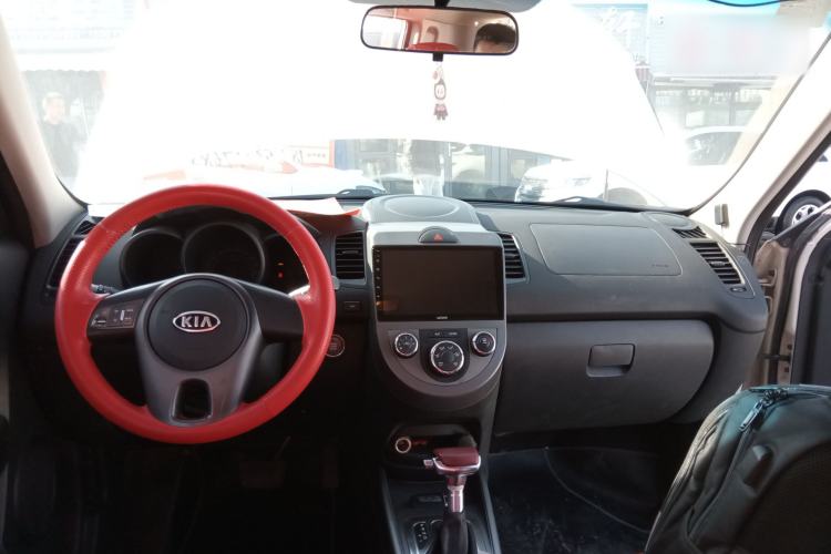 Used Kia Soul 2013 1.6L AT GL

