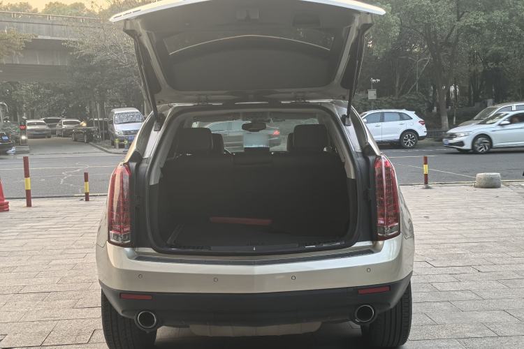 Used Cadillac SRX 2013 3.6L Flagship Model