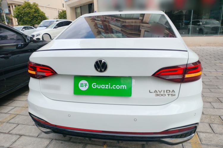 Used Volkswagen Lavida 2023 300TSI DSG Starry Full-Comfort Edition
