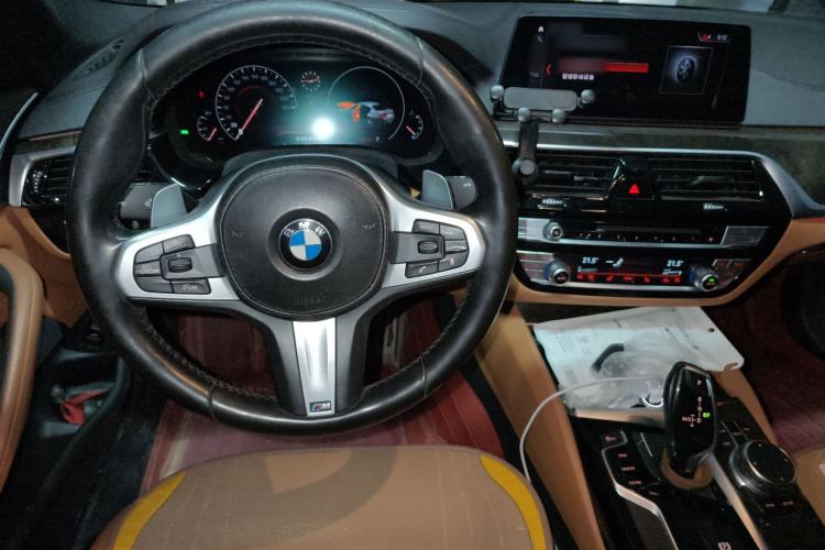 Used BMW 5 Series 2019 530Li Leading Model M Sport Package
