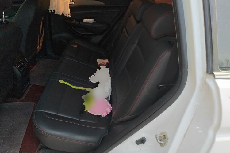 Used Changan CS75 2017 Shangkui Edition 1.5T Automatic Fengxiang Model
