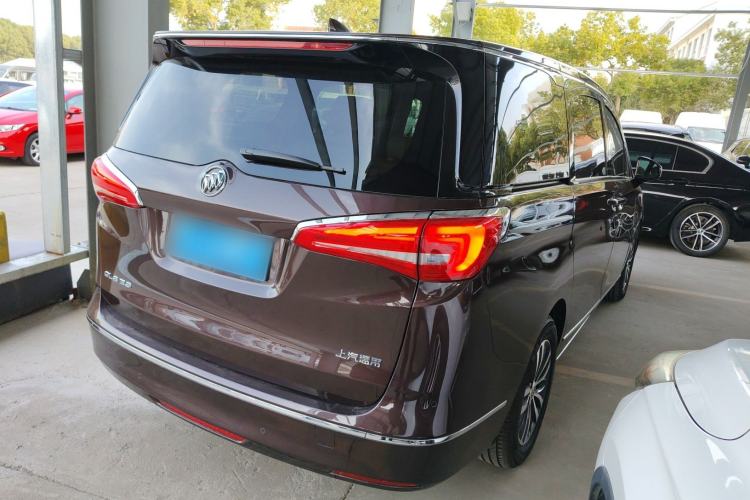 Used Buick GL8 2018 ES 28T Flagship Model China VI Standard

