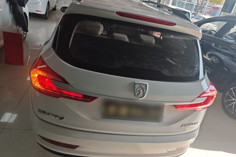 Used Baojun 310W 2017 1.5L Manual Comfort Version China VI Emission Standard