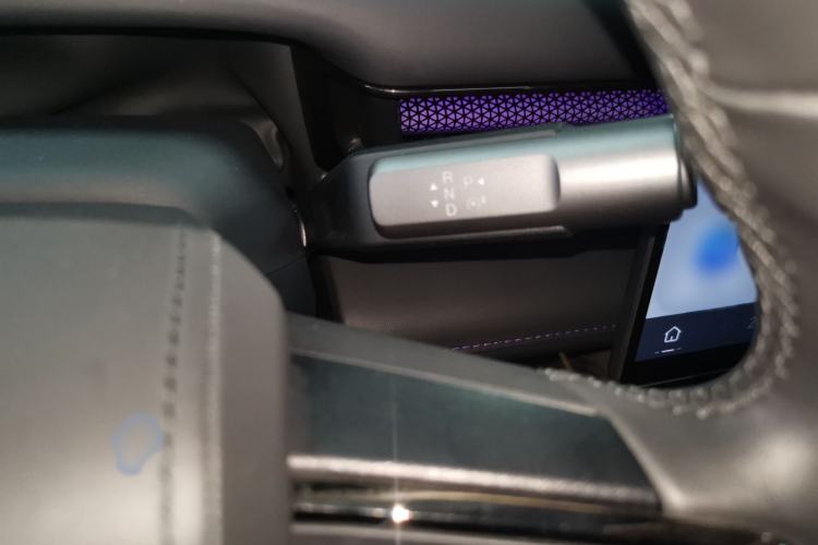 Used  HL 2025 700 Ultra Six-Seater All-Wheel-Drive LiDAR Version