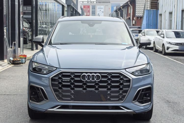 Used Audi Q5L 2022 40T RS Package Performance Model
