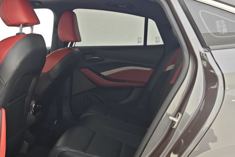 Used MG 5 2021 180 DVVT CVT Youth Luxury Edition
