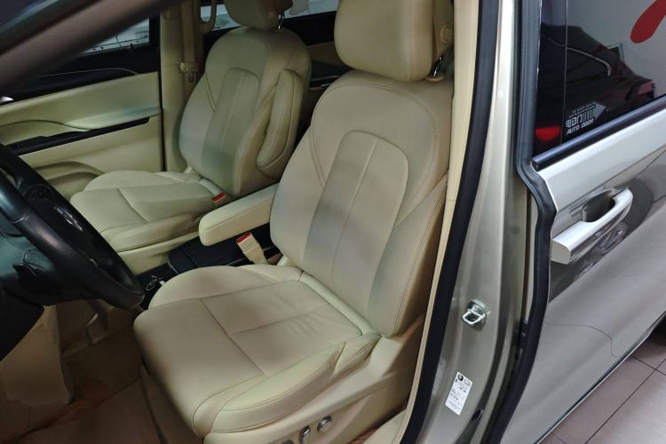 Used Buick GL8 2023 ES Lu Zun Deluxe Model
