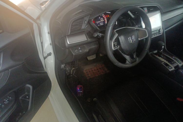 Used Honda Civic 2016 180TURBO CVT Comfort Version
