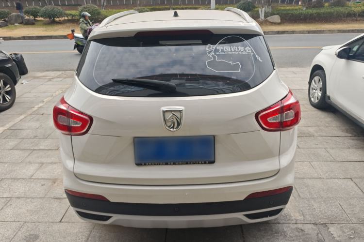 Used Baojun 510 2017 1.5L Automatic Fashion Model