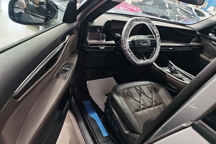 Used Ford Edge 2025 Ford Explorer L 2.0T EcoBoost E-Hybrid Four-Wheel-Drive 7-Seater Supreme Model
