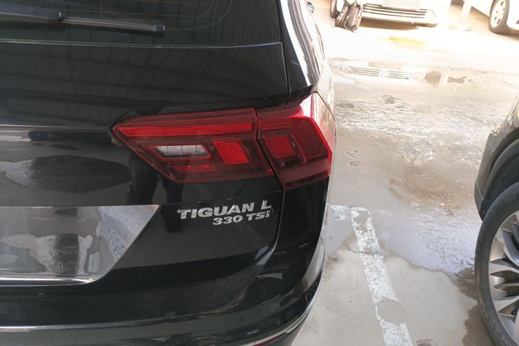 Used Volkswagen Tiguan L 2019 Updated Version 330TSI Automatic Two-Wheel Drive Panoramic Comfort Edition China VI Standard