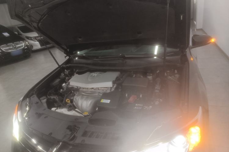 Used Toyota Camry 2016 2.0G 10th Anniversary Leading Edition
