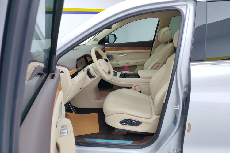 Used Hima AITO M7 2024 1.5T Rear-Drive Plus Version 5 Seats
