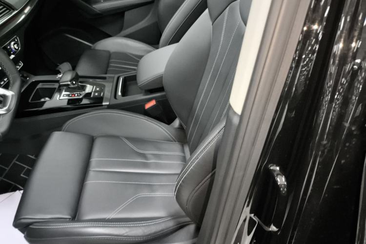 Used Audi Q5L 2022 40T Luxury Dynamic Model