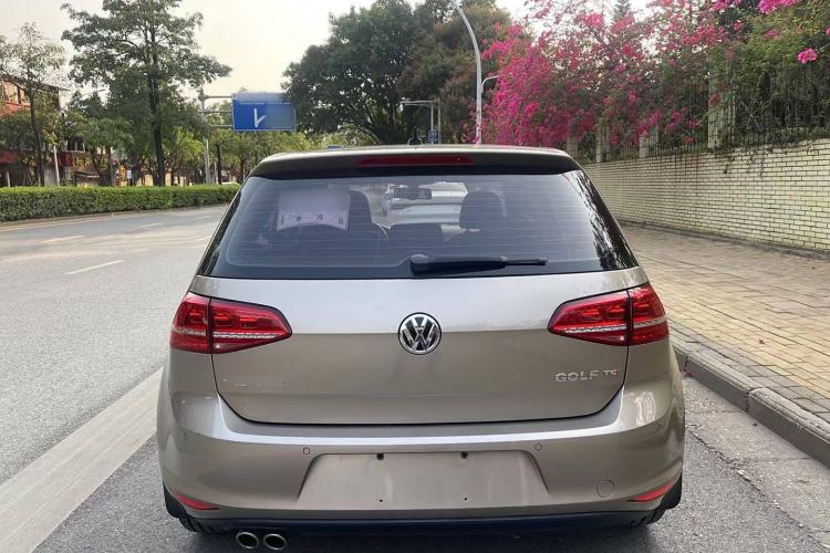 Used Volkswagen Golf 2014 1.4TSI Automatic Flagship Model
