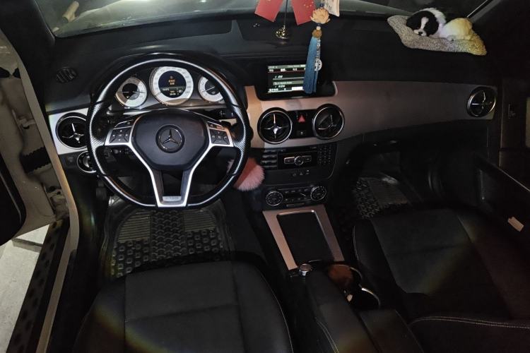 Used Mercedes-Benz GLK-Class 2015 GLK 260 4MATIC Dynamic Edition Ultimate Version
