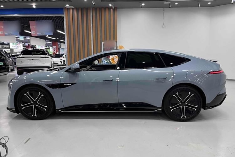 Used  12 2023 650 Three-Laser Four-Wheel Drive Performance Edition
