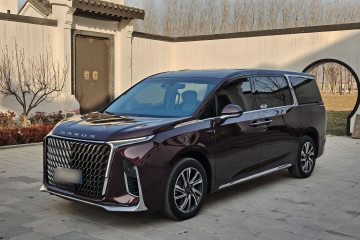 Used SAIC MAXUS G90 2023 2.0T Xingyun 7-Seater Version