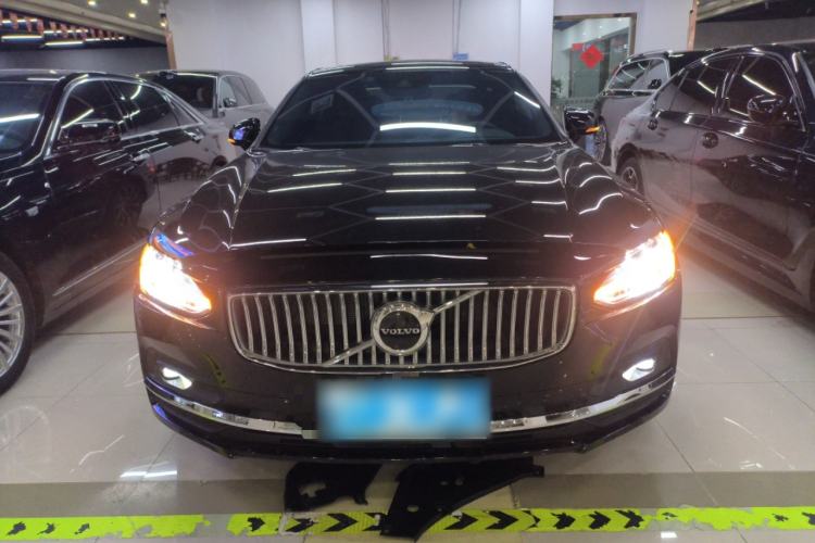 Used Volvo S90 2021 B5 Zhiyuan Luxury Edition
