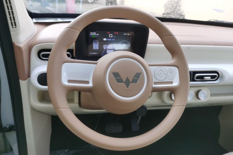 Used Wuling Hongguang MINIEV 2024 3rd Generation 215km Youth Edition