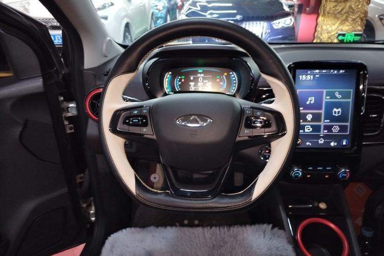 Used Chery Little Ant 2022 Revised Version Sweet Pink Edition Half-Sugar Version Lithium Iron Phosphate 30.7 kWh 30 kW 301 km
