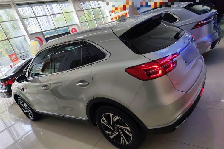 Used Hongqi HS5 2022 Revised Version 2.0T Smart Connect Flagship Edition
