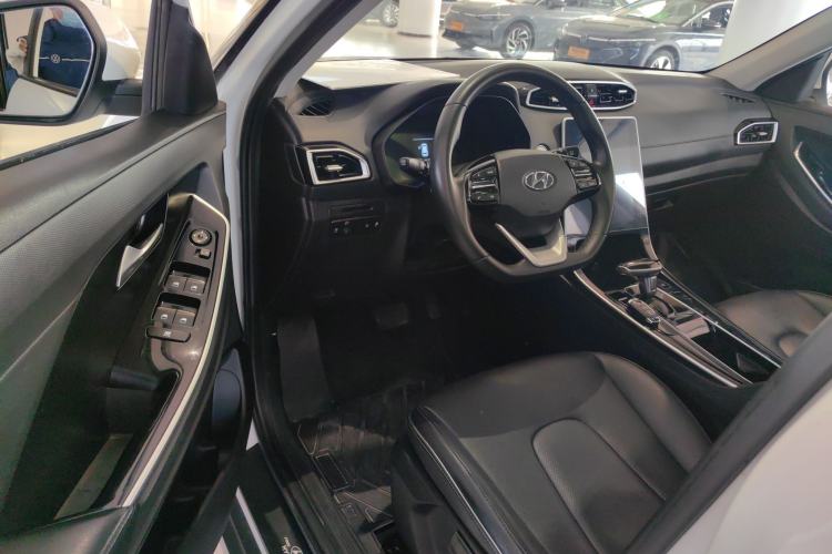 Used Hyundai ix25 2020 1.5L CVT GLS Smart Model
