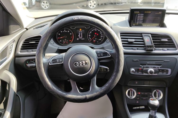 Used Audi Q3 2015 30 TFSI Ambition Edition
