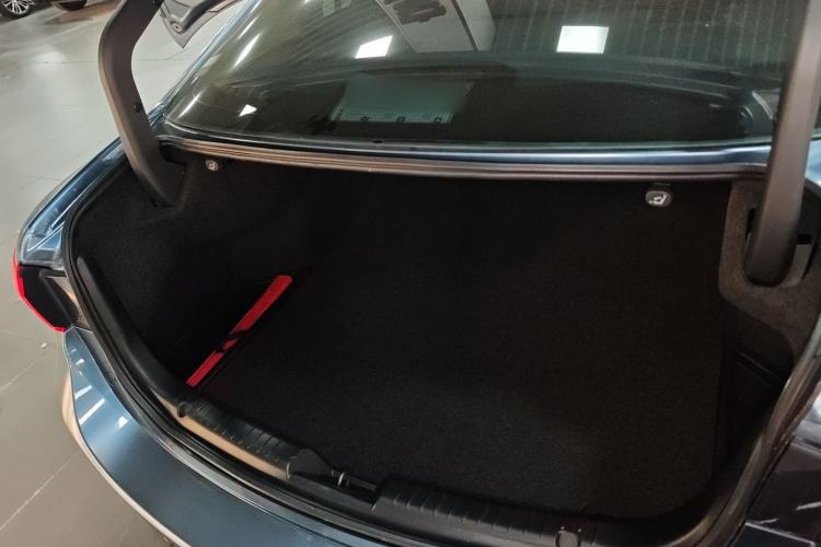 Used Mazda Atenza 2017 2.0L Blue Sky Luxury Edition