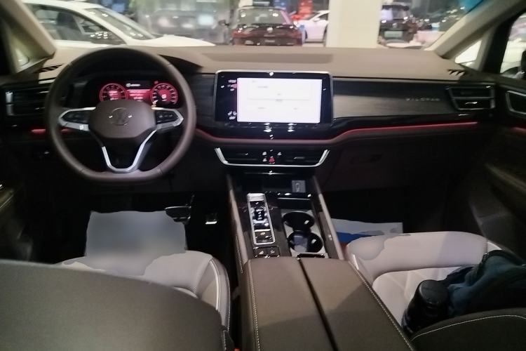 Used Volkswagen Viloran 2024 380TSI Premium Edition