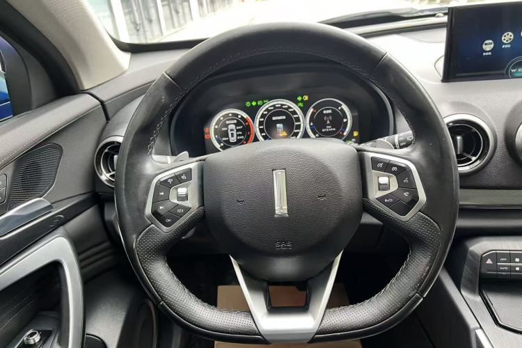 Used Wey VV7 2017 2.0T Ultra-Luxury Version
