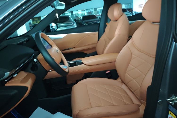 Used  S05 2024 510Max Pure Electric Version
