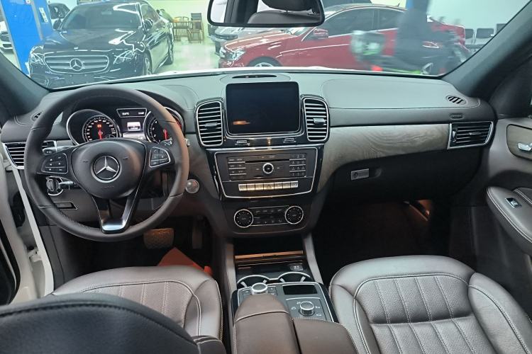 Used Mercedes-Benz GLE 2017 GLE 320 4MATIC Dynamic Model