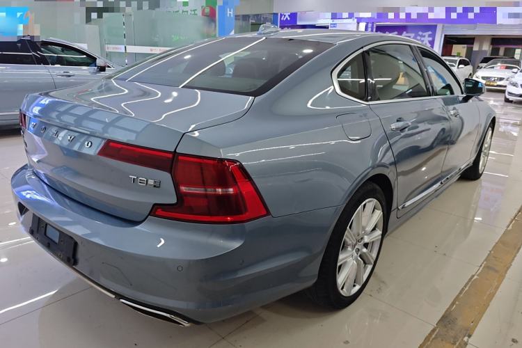 Used Volvo S90 New Energy 2019 T8 E-Drive Hybrid Intelligent Luxury Version China V Standard

