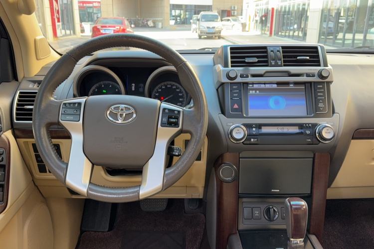 Used Toyota Prado 2014 4.0L Automatic TX-L NAVI
