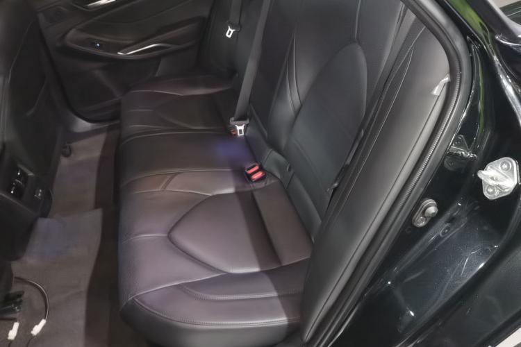 Used Toyota Avalon 2022 Dual-Engine 2.5L Luxury Edition